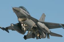 F-16%20in%20Sion%20-%206.I.2006