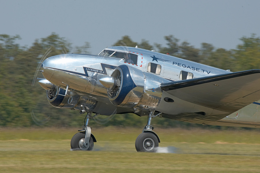 Lockheed%20L-12A%20Electra%20Junior