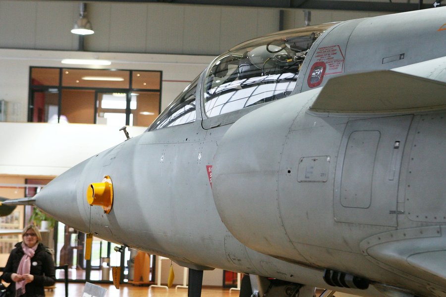 Payerne%20-%20museum%20and%20airbase