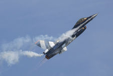 F-16%20Falcon