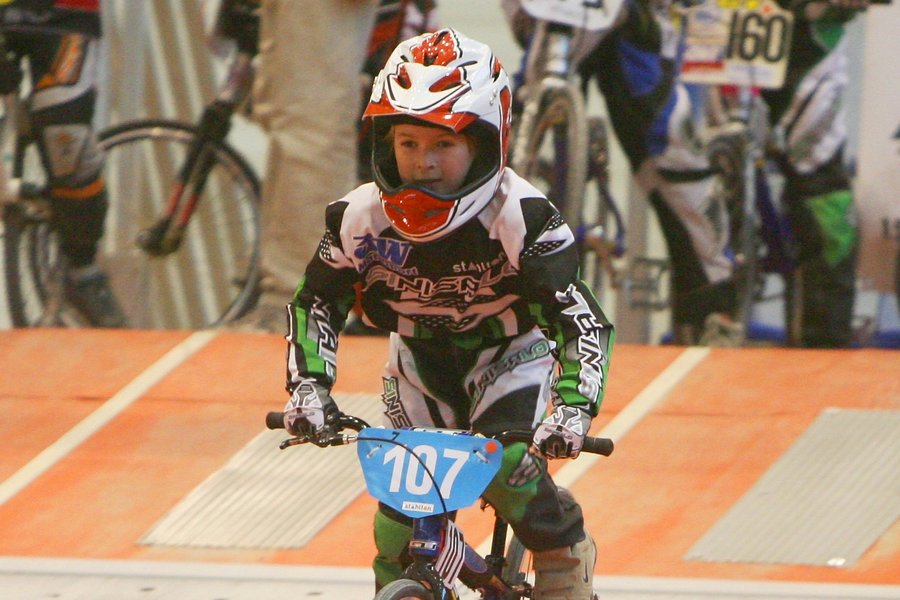 Geneva%20BMX%20Indoor%202005