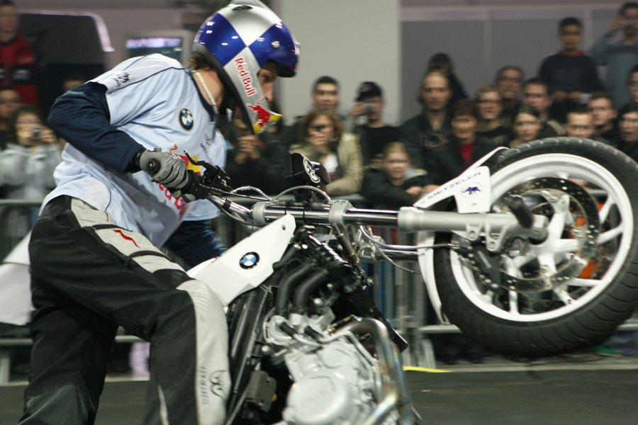 Stunt%20Riding%20Show